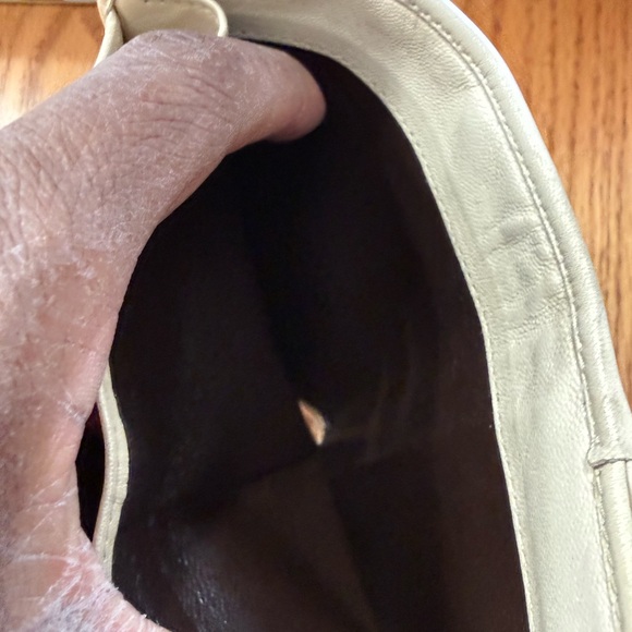 Yves Saint Laurent (YSL) Paris Leather Wallet - Picture 6 of 12